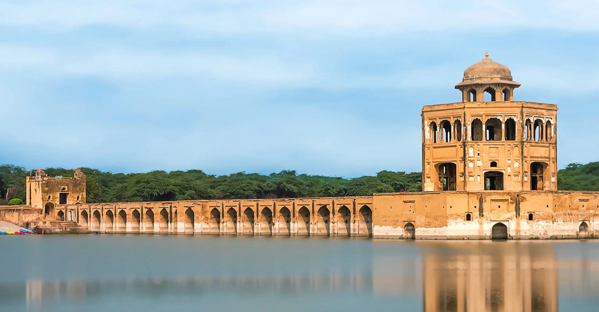 Hiran Minar pavilion in Sheikhupura reflected in the water tank